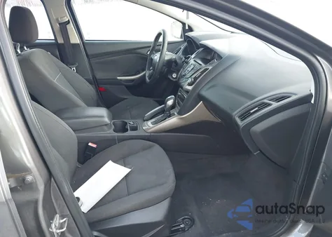 2012 Ford Focus Sel z USA, uszkodzony, nr VIN 1FAHP3M22CL274658